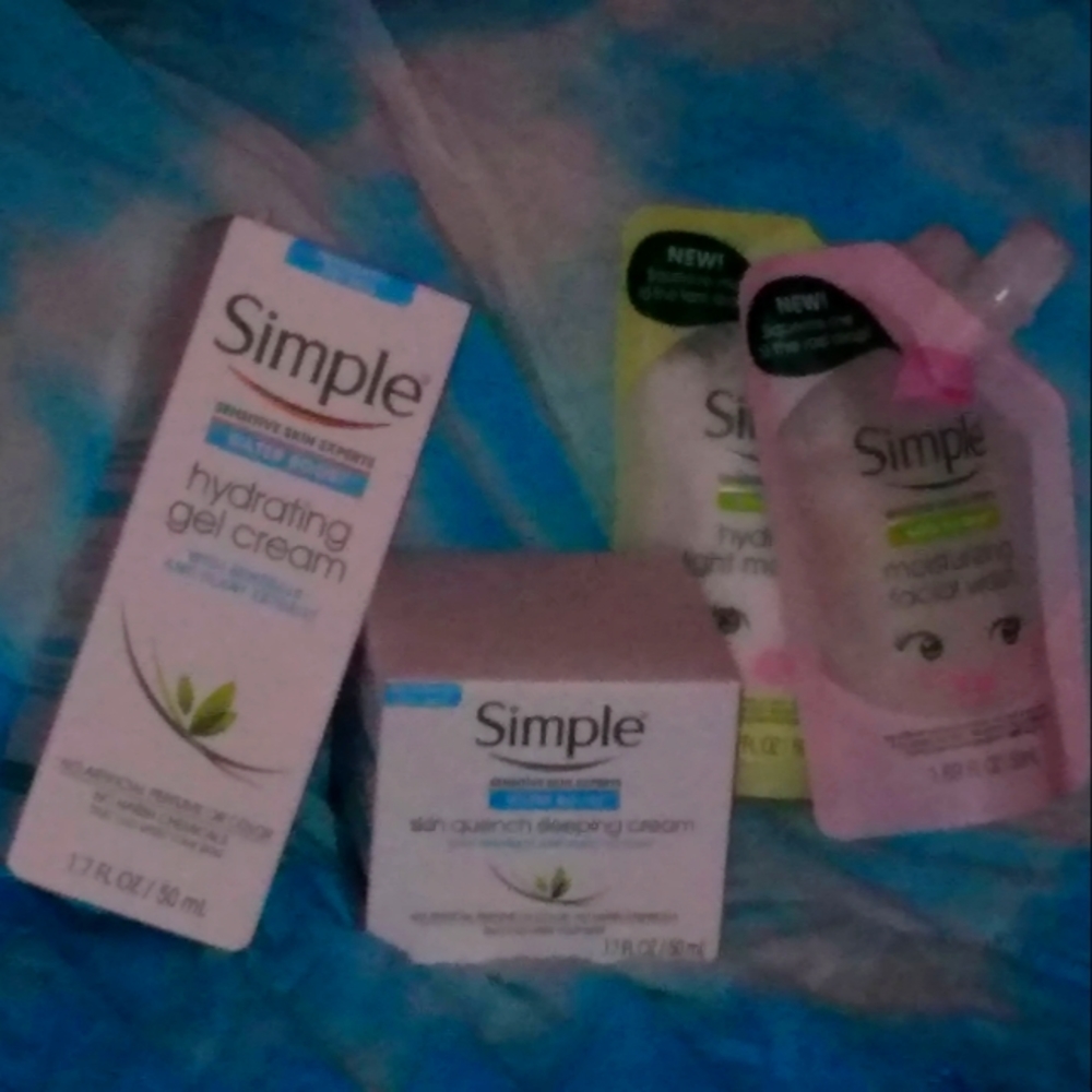 'Simple' brand Skincare set